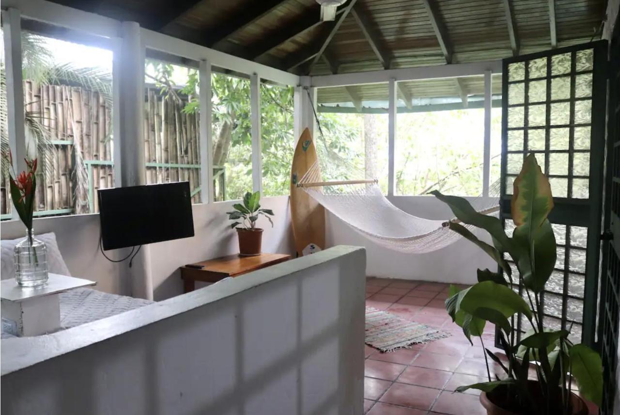 Casa Geraldo Bed & Breakfast Manuel Antonio Exterior photo